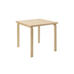 Aalto Table Square 81C, 75x75 cm fra Artek