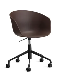 About a Chair AAC52 fra Hay