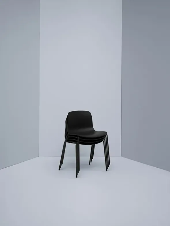 About a Chair AAC16 fra Hay