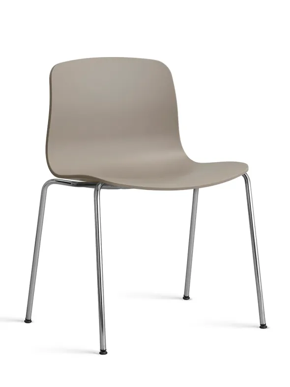 About a Chair AAC16 fra Hay