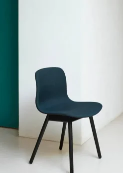 About a Chair AAC13 fra Hay
