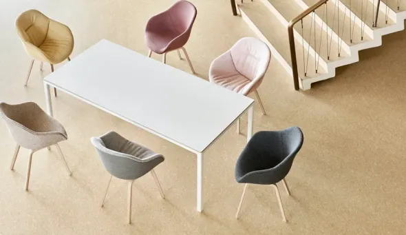 About a Chair AAC123 fra Hay