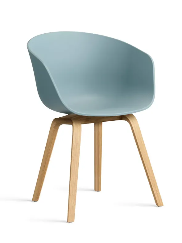 About a Chair AAC22 fra Hay