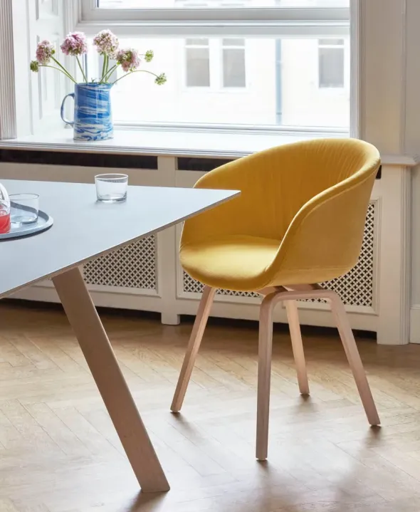 About a Chair AAC23 Soft fra Hay