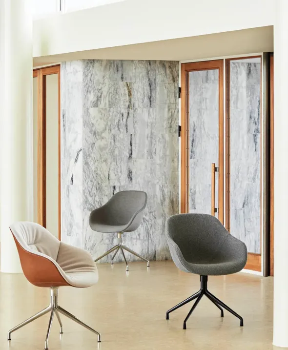 About a Chair AAC121 Soft fra Hay