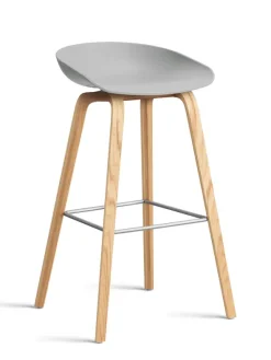 About a Stool AAS32 fra Hay