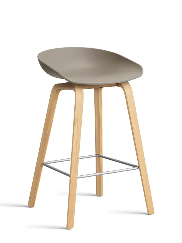 About a Stool AAS32 fra Hay