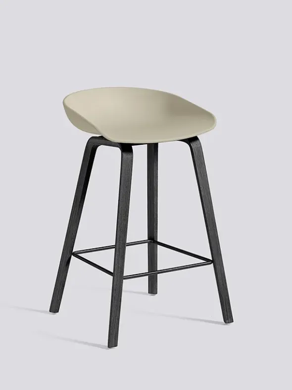 About a Stool AAS32 fra Hay