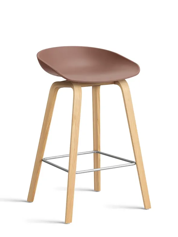 About a Stool AAS32 fra Hay