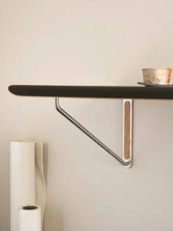 AB019 Wall Desk fra Carl Hansen & Søn