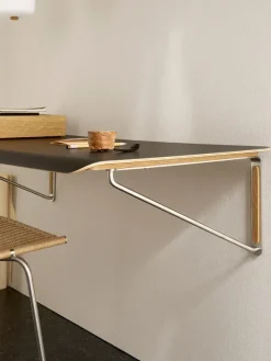AB019 Wall Desk fra Carl Hansen & Søn