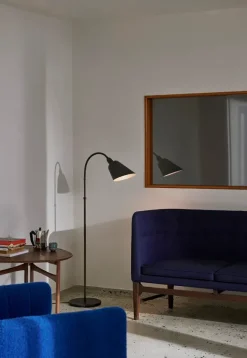 AJ7 Bellevue gulvlampe af Arne Jacobsen