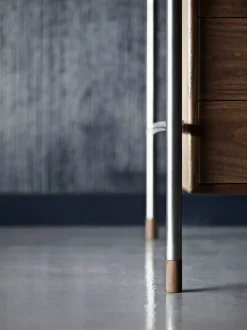 AJ52 Society Table fra Carl Hansen & Søn