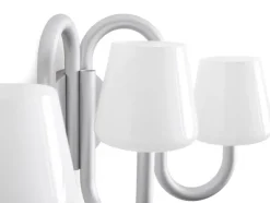Apollo Wall Sconce, hvid opalglas fra Hay