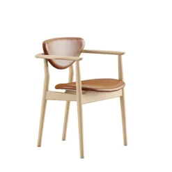 109 Armchair, eg klar olie af Finn Juhl