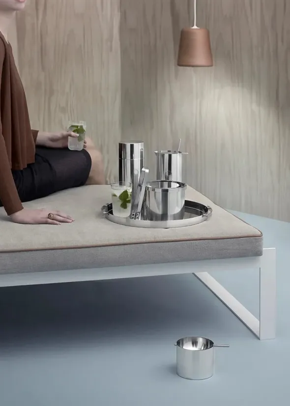 Arne Jacobsen Vippeaskebæger, 8 cm fra Stelton