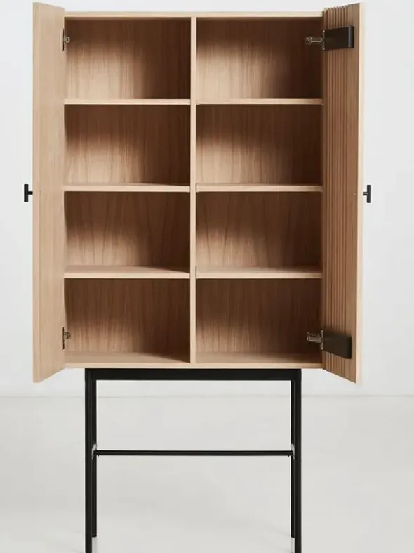 Array Highboard fra Woud
