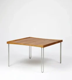 Bakkebord af Finn Juhl
