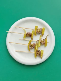 Barro Plate Ø24, sæt á 2 stk. fra Hay