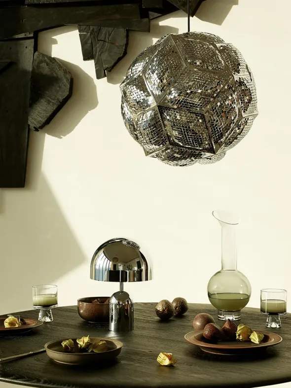 Bell Portable Bordlampe, silver fra Tom Dixon