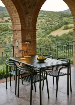 Bliss Dining Table 133x81 cm fra Cane-line