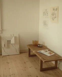BM0489L Table Bench Special Edition, eg sæbe papirflet af Børge Mogensen
