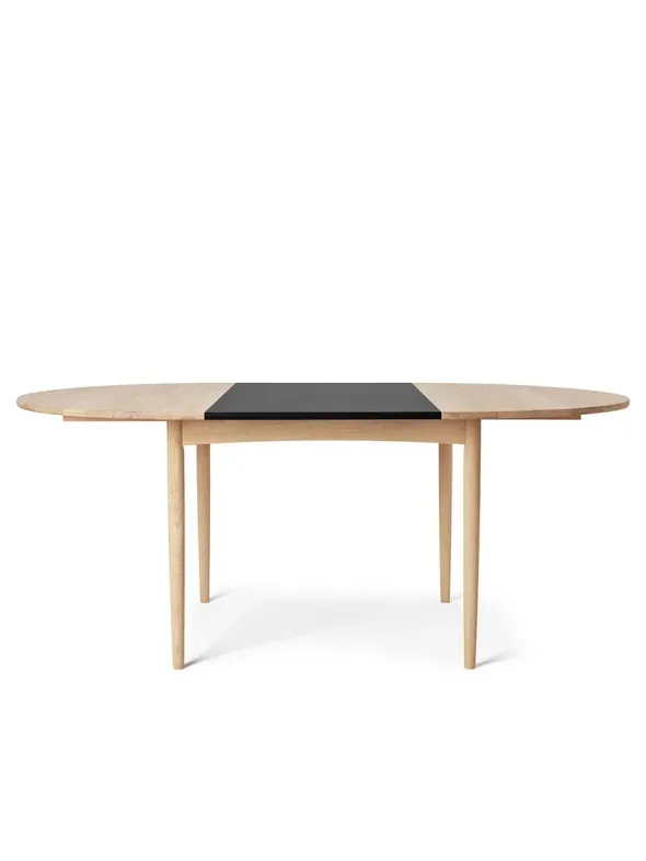 BM0121 Spisebord, sæbebehandlet eg af Børge Mogensen