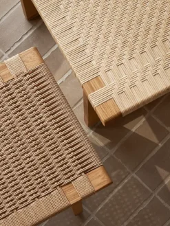 BM0489S Table Bench, papirflet af Børge Mogensen