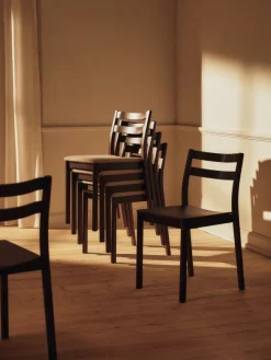 Boda spisebordsstol, stabelbar fra Ferm Living