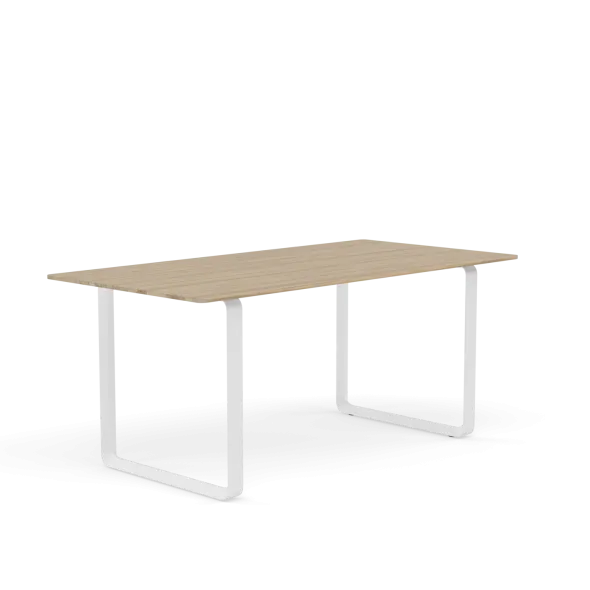 70/70 Bord fra Muuto