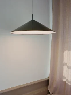 Brolly Pendant, Ø70 cm fra New Works