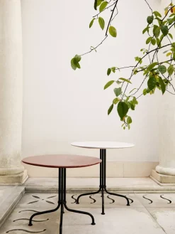 Carmel Bistro Dining Table fra GUBI