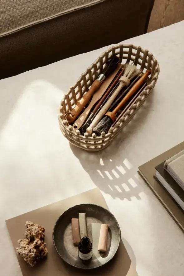 Ceramic Basket, oval fra Ferm Living