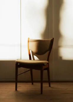 46 Chair, eg klar olie af Finn Juhl