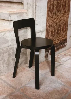 Chair 65 fra Artek