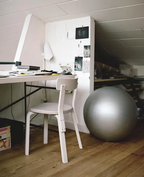 Chair 69 fra Artek