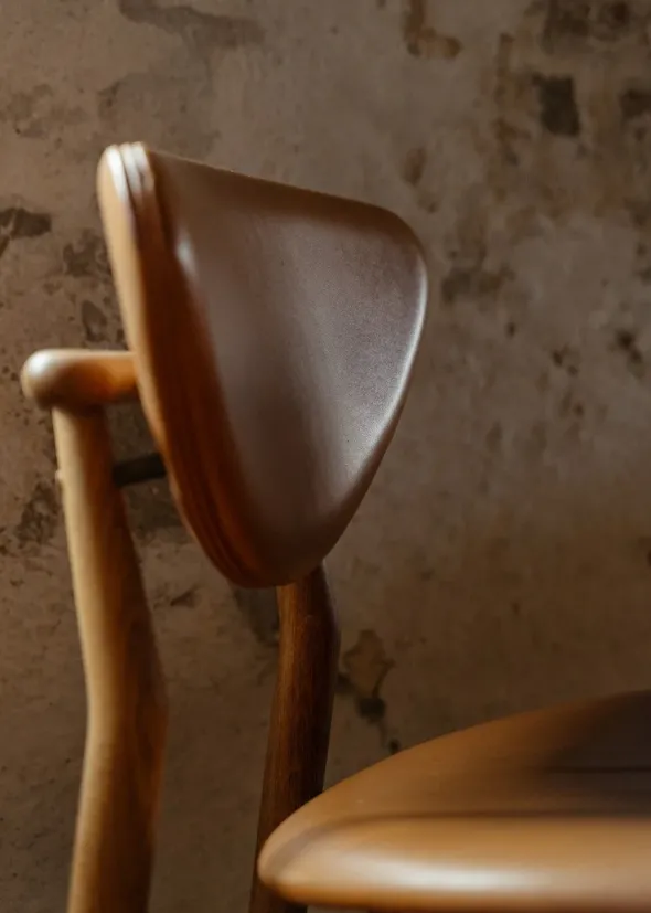 108 Chair, valnød af Finn Juhl