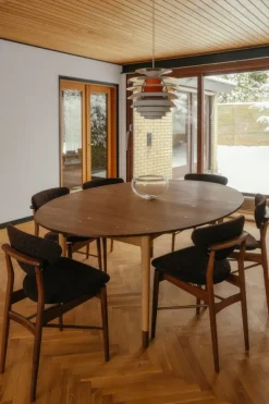 108 Chair, valnød af Finn Juhl