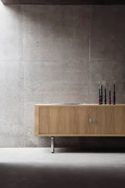 CH825 Credenza Skænk af Hans J. Wegner