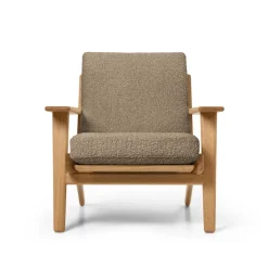 CH290 loungestol af Hans J. Wegner