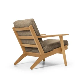 CH290 loungestol af Hans J. Wegner