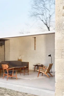CH25 Loungestol, valnød olie af Hans J. Wegner