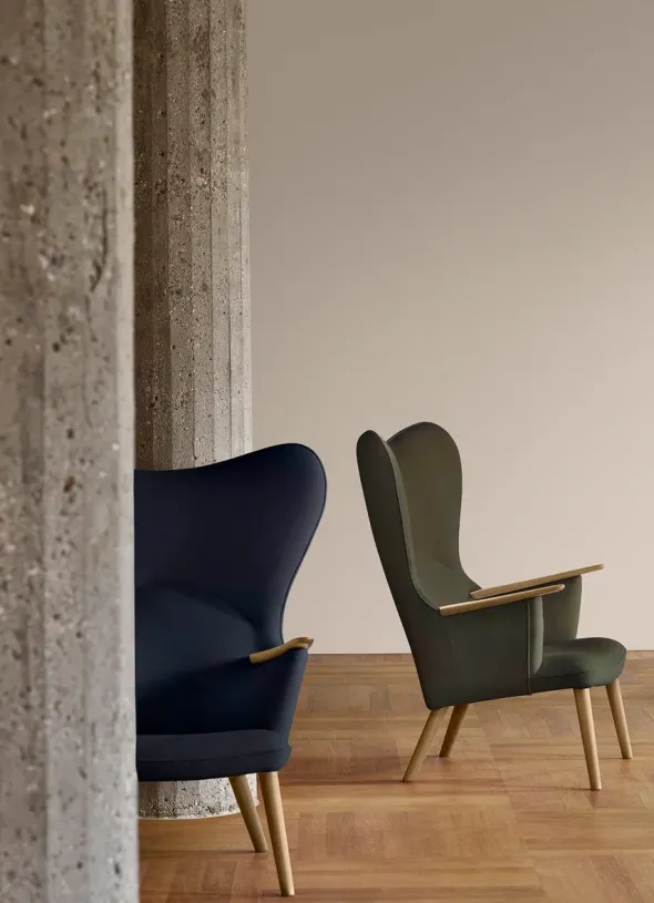 CH78 Mama Bear af Hans J. Wegner