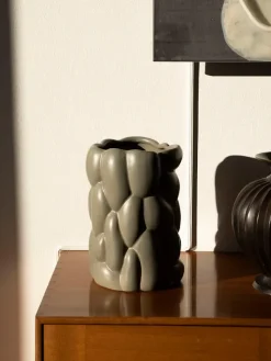 Cloud Vase, smoke green fra raawii