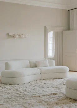 Coda sofa, curved open end right, module 42 fra New Works