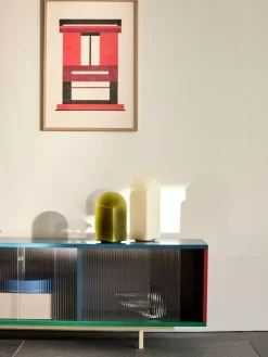 Colour Cabinet, large med glasdøre fra Hay