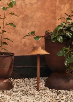 Cortivo Outdoor Solar Light fra Ferm Living