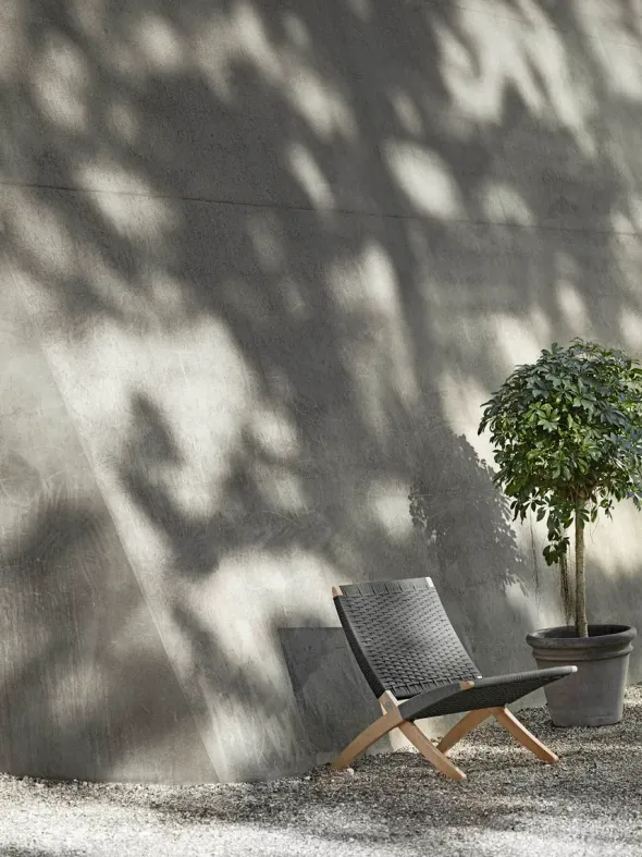 Cuba Outdoor, Charcoal fra Carl Hansen & Søn
