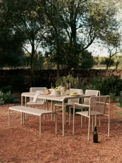 Dapple havebord, 160x90 fra Ferm Living