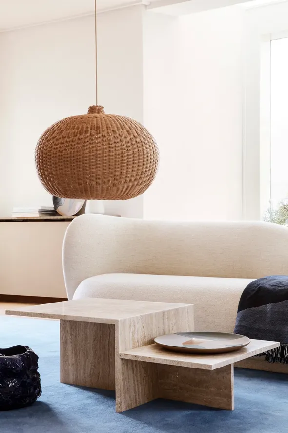 Distinct Coffee Table, Travertine fra Ferm Living